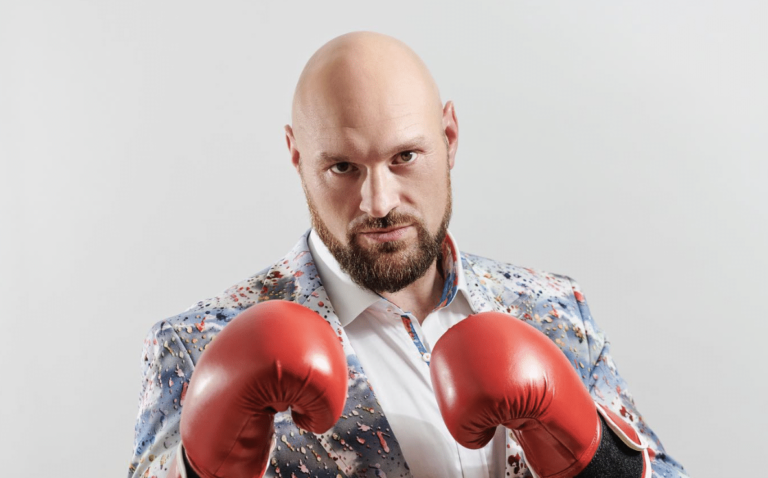 Fury lance une diatribe explétive vers Usyk