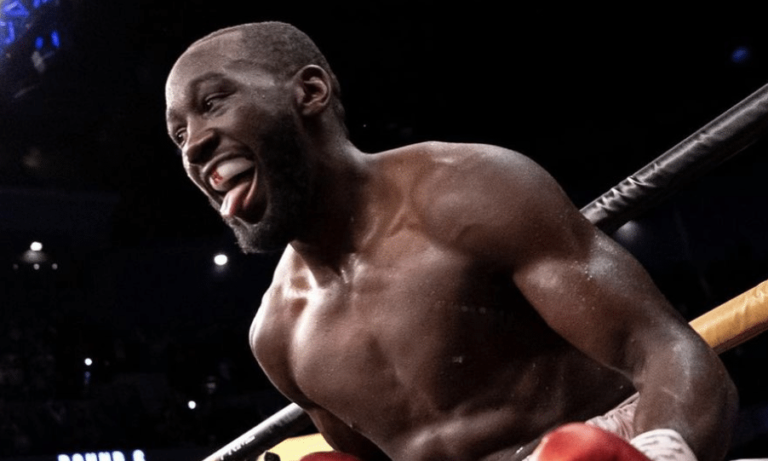 Crawford nie les rapports sur un combat de Spence