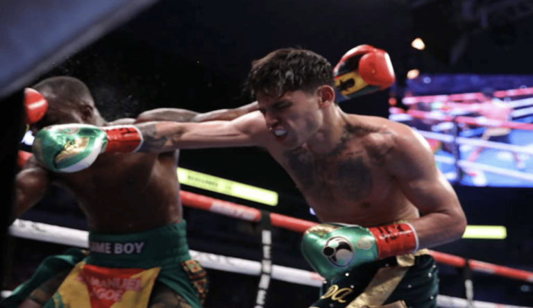 Davis contre.  Séance d&rsquo;entraînement médiatique de Garcia Undercard
