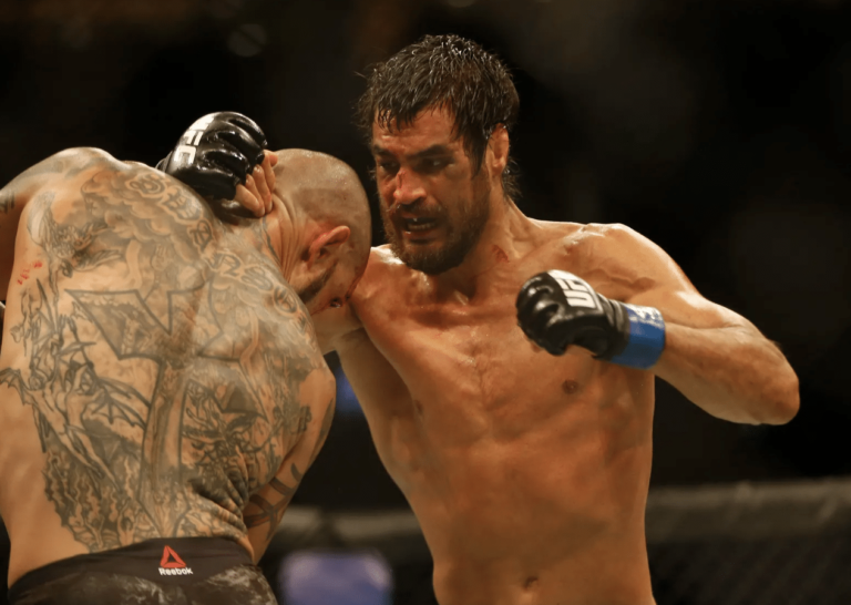 Gracie quitte la signature d&rsquo;autographes et blâme Cejudo