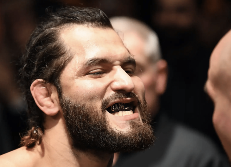 La police réagit après avoir tiré sur la maison de Masvidal