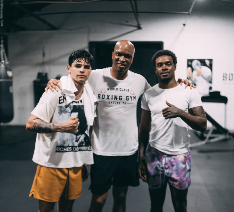 Ryan Garcia engage Derrick James comme nouvel entraîneur