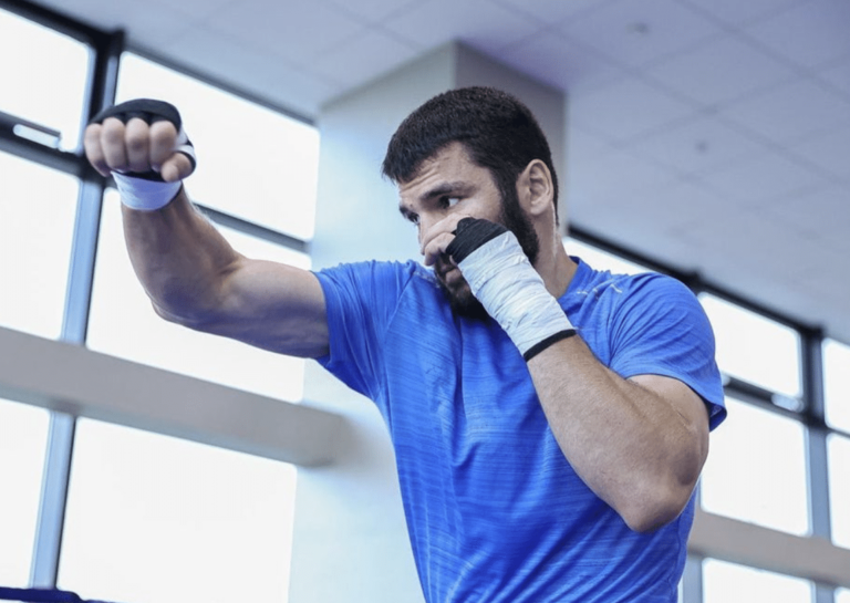 Beterbiev veut Canelo ou Benavidez