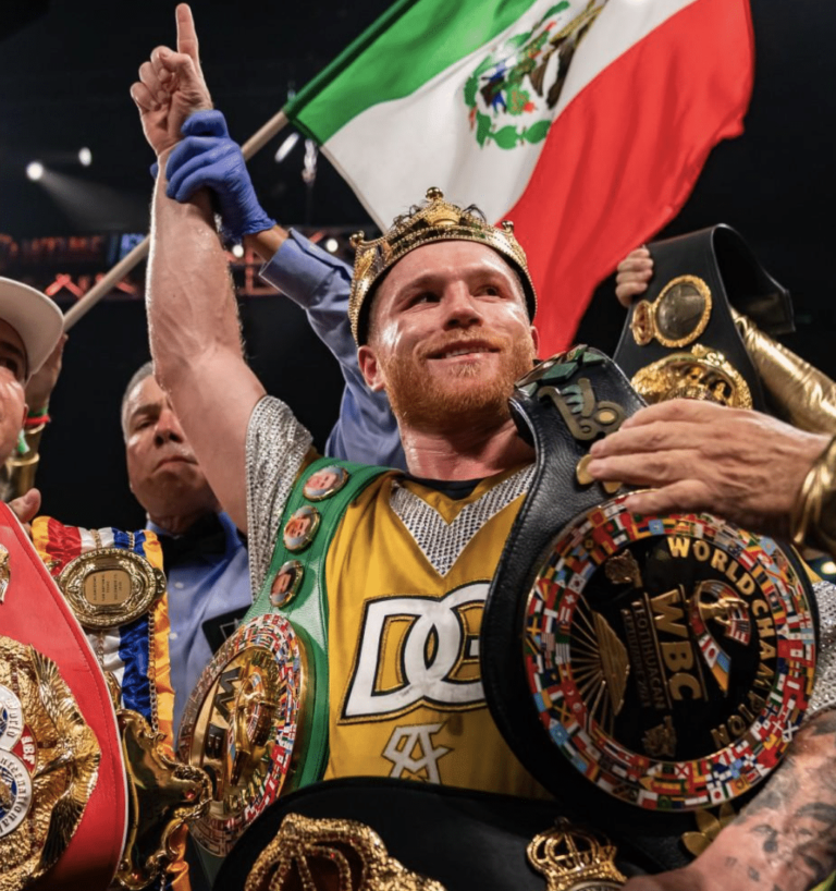 Canelo signe un accord de trois combats avec la PBC
