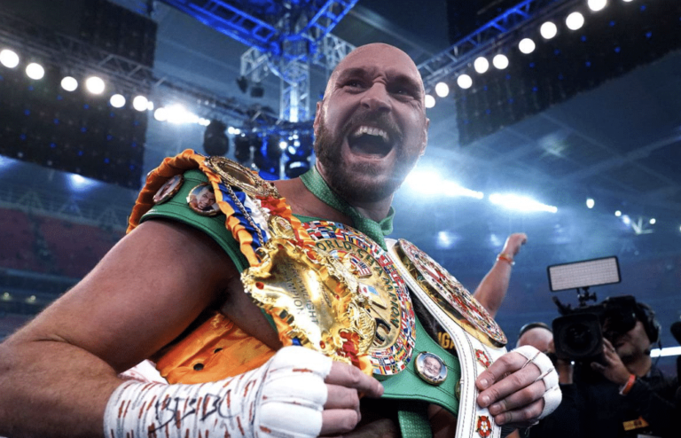 Fury doit battre Joshua et Usyk