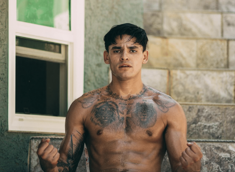 Ryan Garcia claque De La Hoya