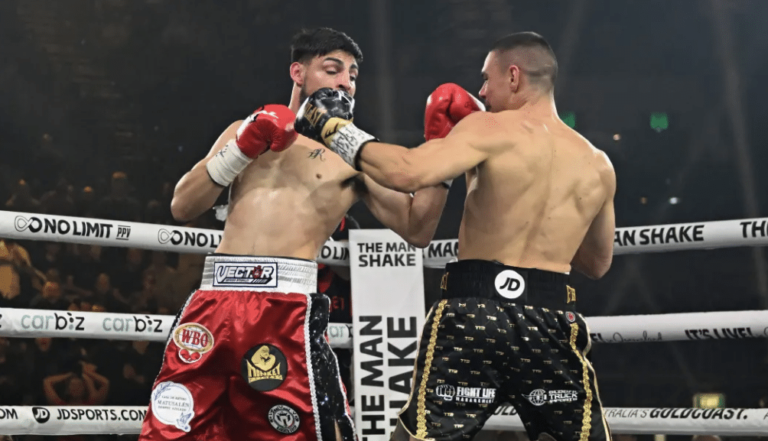 Tszyu étourdit Carlos Ocampo |  SPORTS DE COMBAT