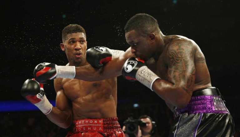Dillian Whyte signe un contrat pour combattre AJ