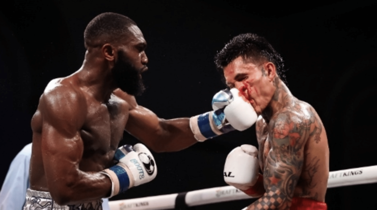 Ennis veut le gagnant de Spence Vs.  Crawford