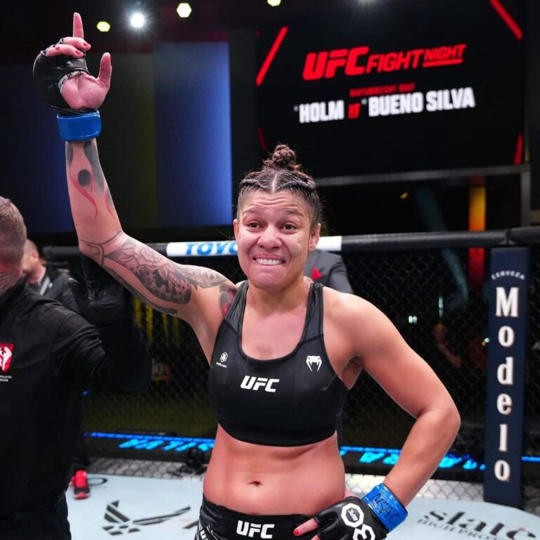 Mayra Bueno Silva veut Julianna Pena