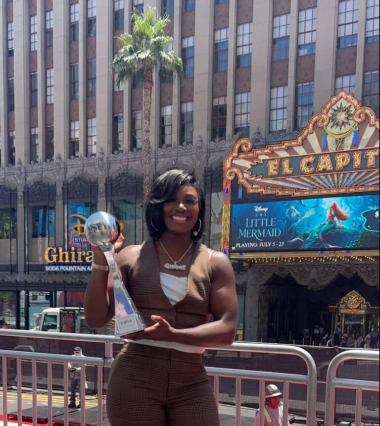 Shields remporte le prix ESPY du «meilleur boxeur»