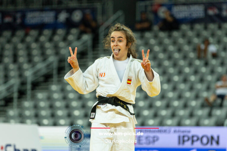 La Golden Aitana Diaz Hernández est la gardienne du patrimoine espagnol U48kg