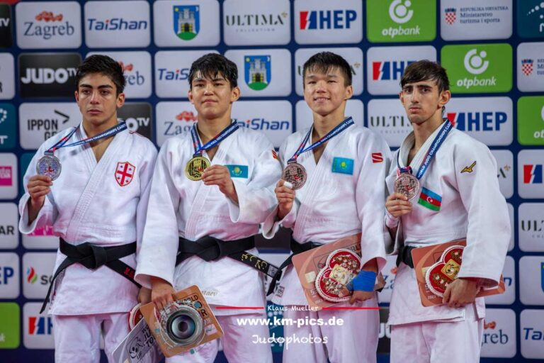 Les cadets kazakhs impressionnent chez les moins de 55 kg avec une médaille d&rsquo;or pour Nurlan Isataev