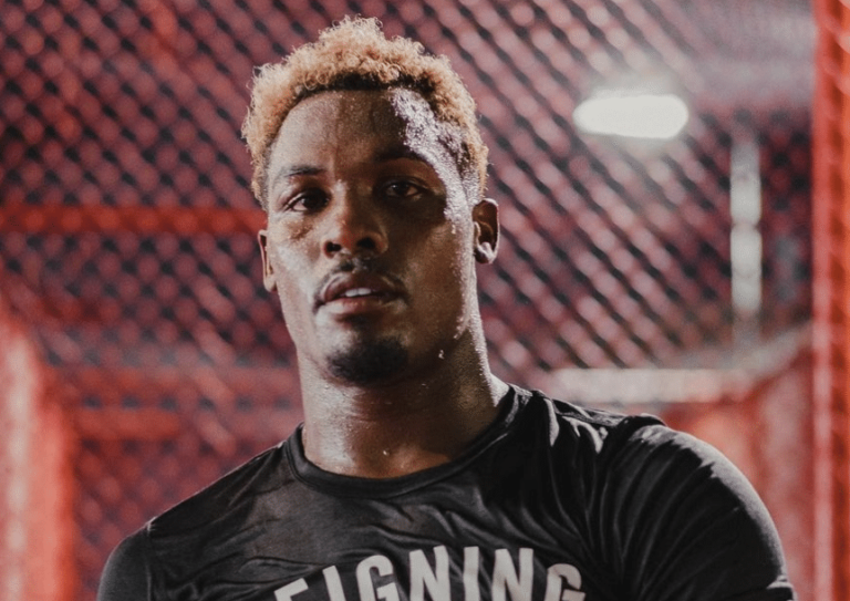 Les fans s&rsquo;inquiètent après que la vidéo montre Jermall Charlo avec une intraveineuse