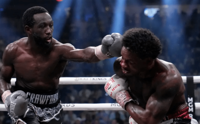 Spence contre.  Crawford PPV achète moins que prévu