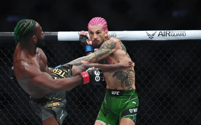 Sterling sur la revanche entre Adesanya et Strickland