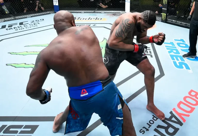 Derrick Lewis remplace Blaydes pour affronter Almeida