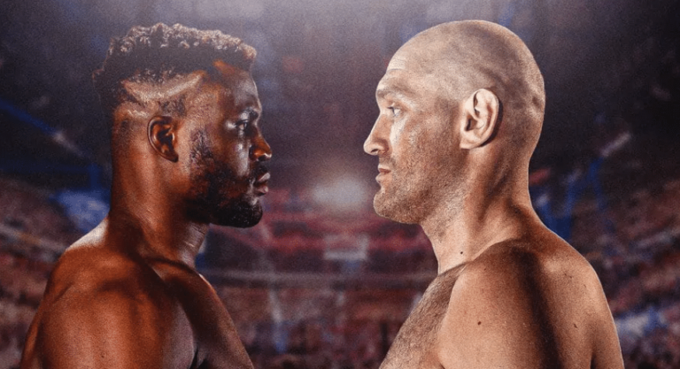 Fureur contre.  Entraînement public de Ngannou