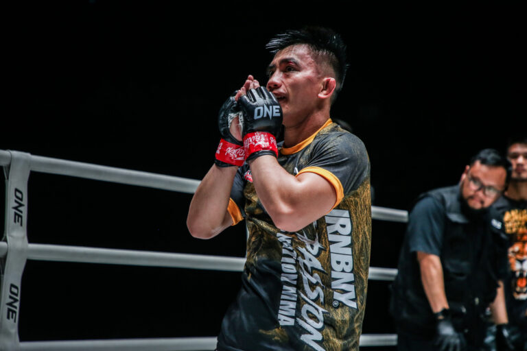 « Nous avons tout donné » – Joshua Pacio examine sa victoire sur Mansur Malachiev et envisage une revanche pour le titre mondial