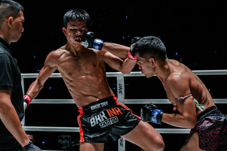 Nakrob et Khalilov reviennent sur le chemin de la victoire, Songchainoi ajoute à sa séquence chaude lors de ONE Friday Fights 41
