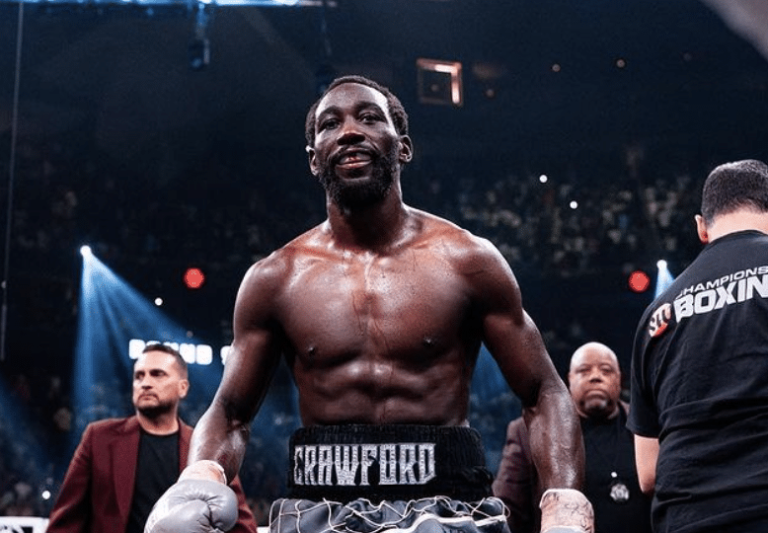 Crawford rejette Ennis en faveur de Canelo