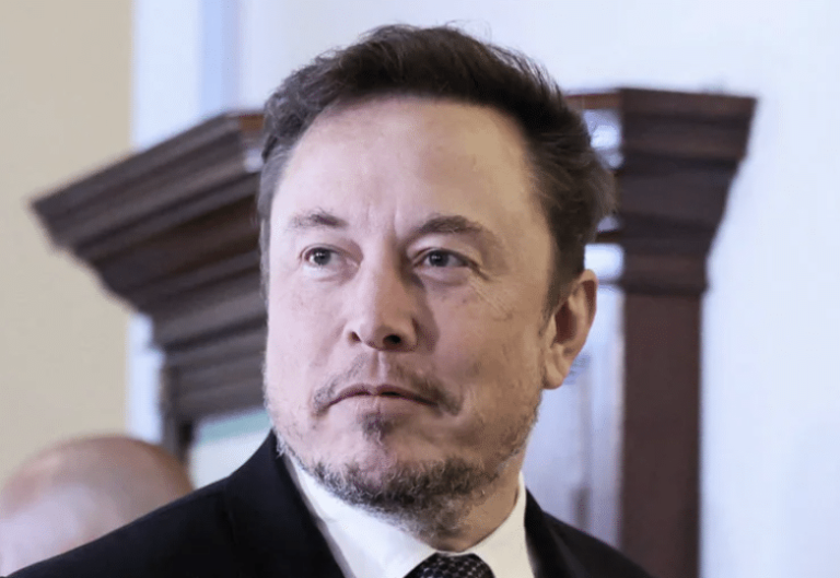 Musk continue d&rsquo;appeler Zuckerberg