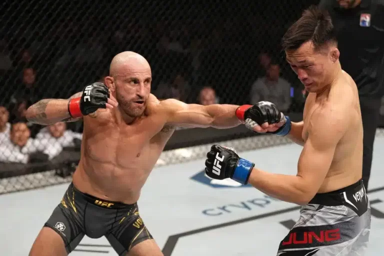Volkanovski prévu contre Topuria en février