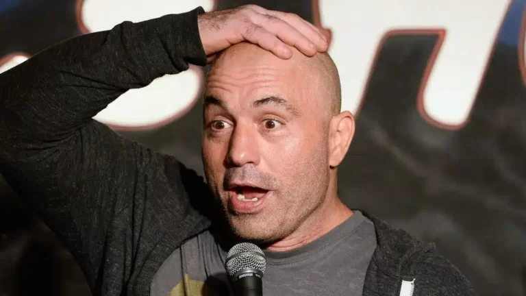 Joe Rogan a presque combattu Wesley Snipes en MMA