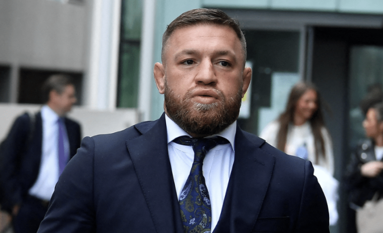 White dit que le retour de McGregor à l&rsquo;UFC dépend de lui