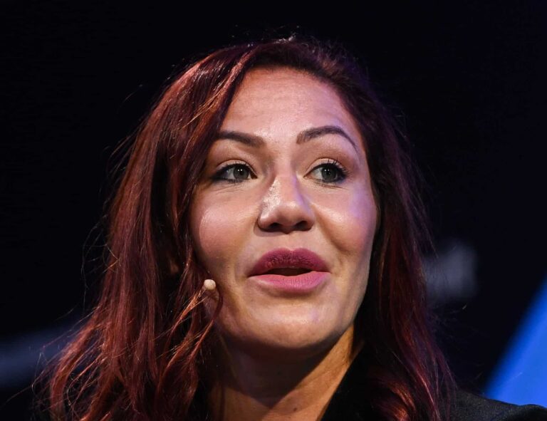 Cyborg critique le PFL pour les retards dans les négociations