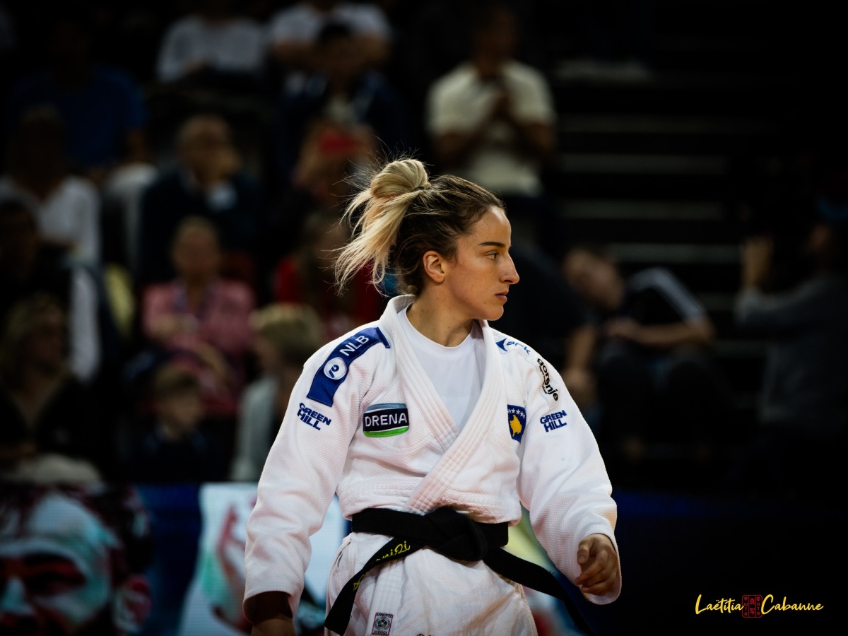Distria Krasniqi redevient numéro un mondial