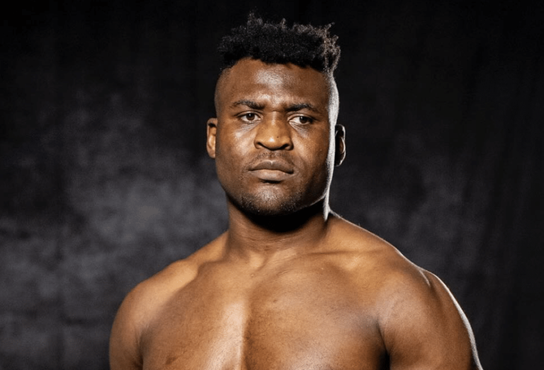 Le PDG du PFL prédit les débuts de Ngannou en MMA cette année