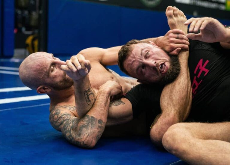 Alexander Volkanovski sur le Main Event de l&rsquo;UFC 300 – « Je peux venir sauver la situation, comme je le fais toujours »