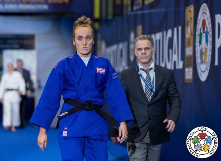 Lucy Renshall remporte la médaille d&rsquo;or au Portugal en route vers les Jeux olympiques de Paris en 2024, où elle espère réaliser un autre rêve