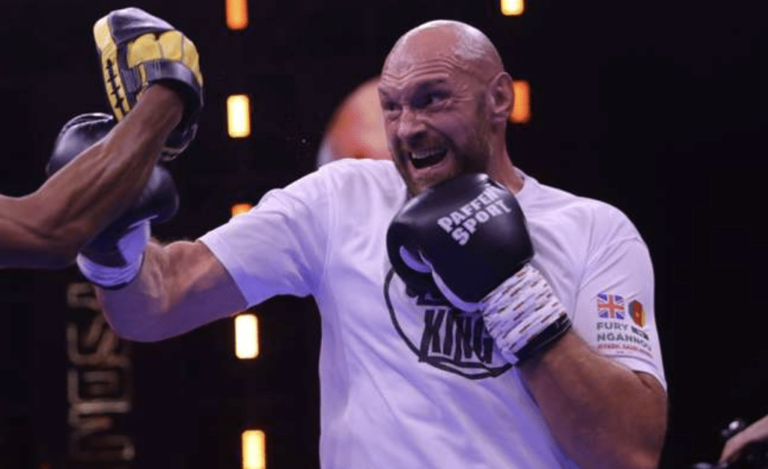 Warren rejette les allégations de complot |  SPORTS DE COMBAT