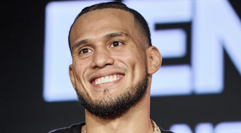 Benavidez a une réponse hilarante à Canelo