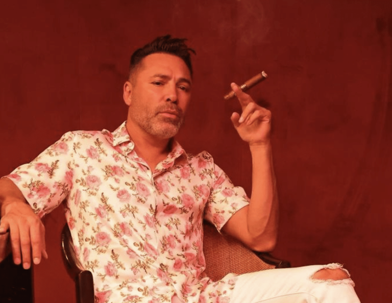 De La Hoya prend un coup à PBC