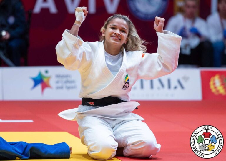 Larissa Pimenta reprend le cap pour Paris