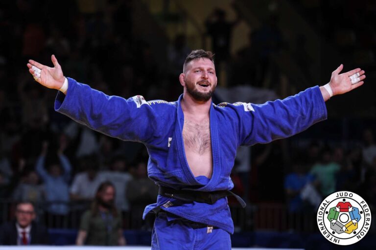 Lukas Krpalek en or prolonge son titre et préfère la catégorie des poids lourds pour les Jeux olympiques