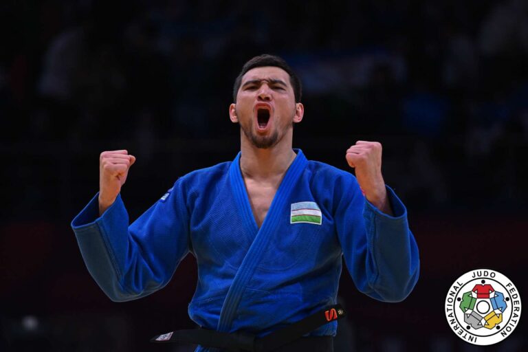Muzaffarbek Turoboev surprend Kanikovsky, invaincu