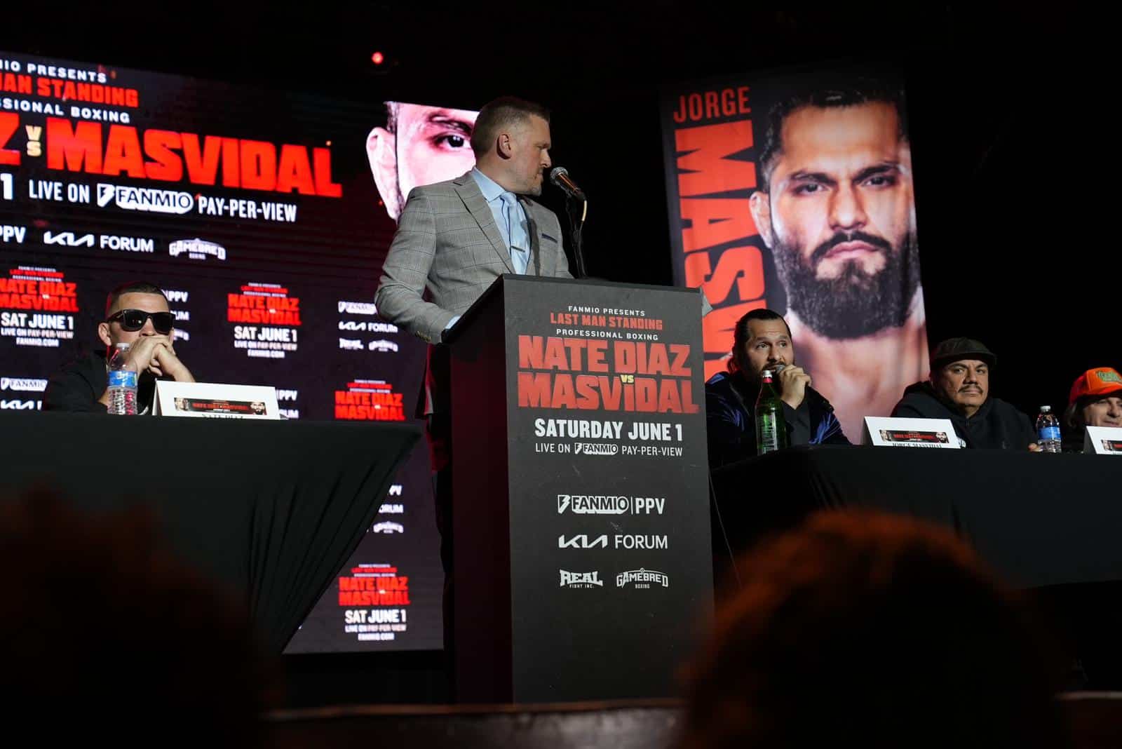 Diaz et Masvidal s'affrontent à New York et se battent en juin