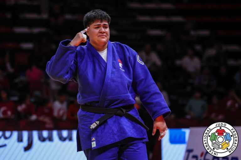 Julia Tolofua dessine son propre plan à Antalya
