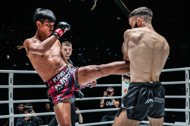 Yamin marque un TKO précoce contre Ouraghi, Siwakorn remporte la guerre avec Shakhriyor lors des ONE Friday Fights 59