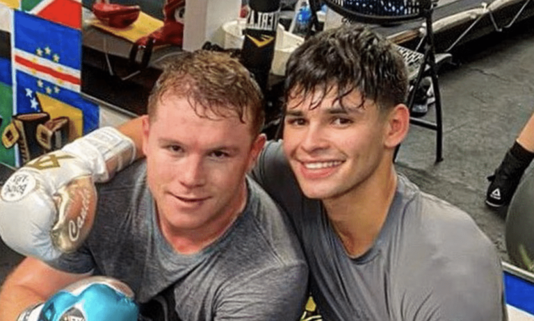 Canelo ravi de la victoire de Garcia contre Haney