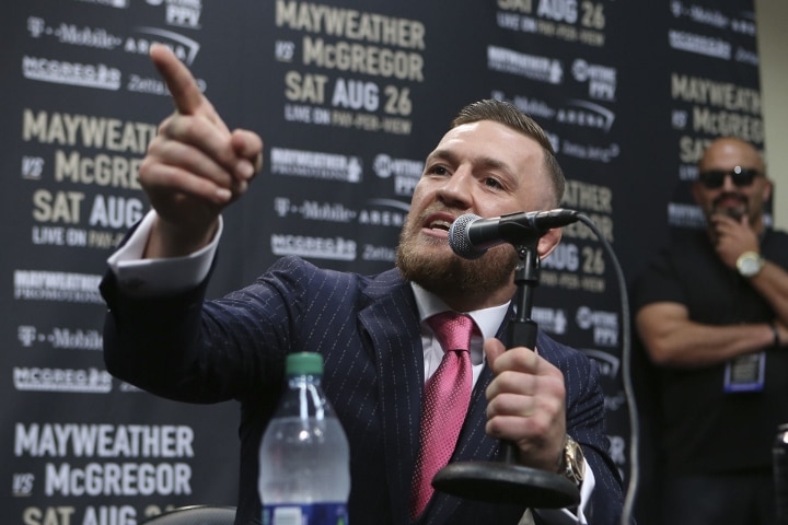 Conor McGregor prévoit d'être calme au micro lors de la préparation de l'UFC 303 – "Cela ne sert à rien"