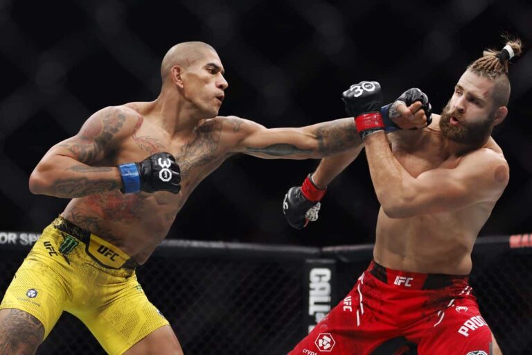 Alex Pereira commente le retrait de Conor McGregor de l'UFC 303