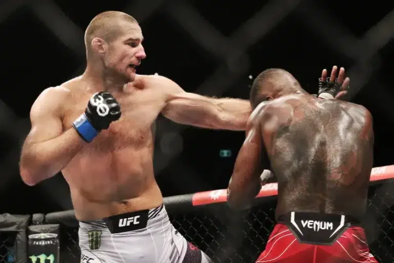 Sean Strickland à propos de l'UFC Fighter Pay – « Ils recrutent des gars à 10 000/10 000, ce qui devrait être criminel »