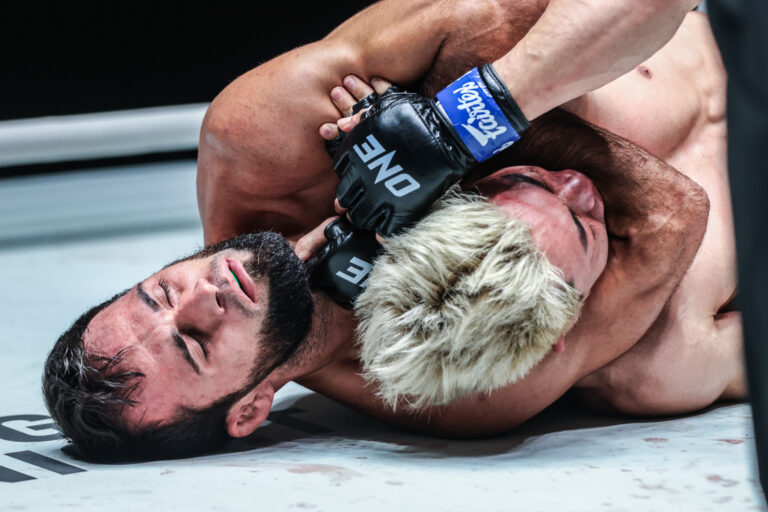 5 traits qui définissent le jeu de grappling d'élite de la star du MMA Shamil Gasanov