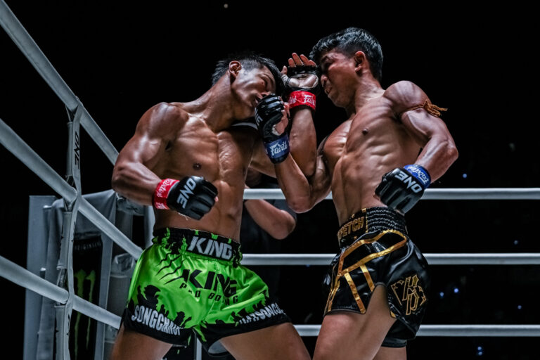 Annonce de la carte complète du ONE Friday Fights 71, avec en tête d'affiche Songchainoi contre Rak II