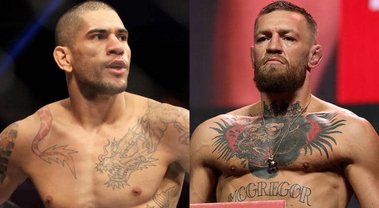 Conor McGregor félicite Alex Pereira après sa victoire par KO à l'UFC 303